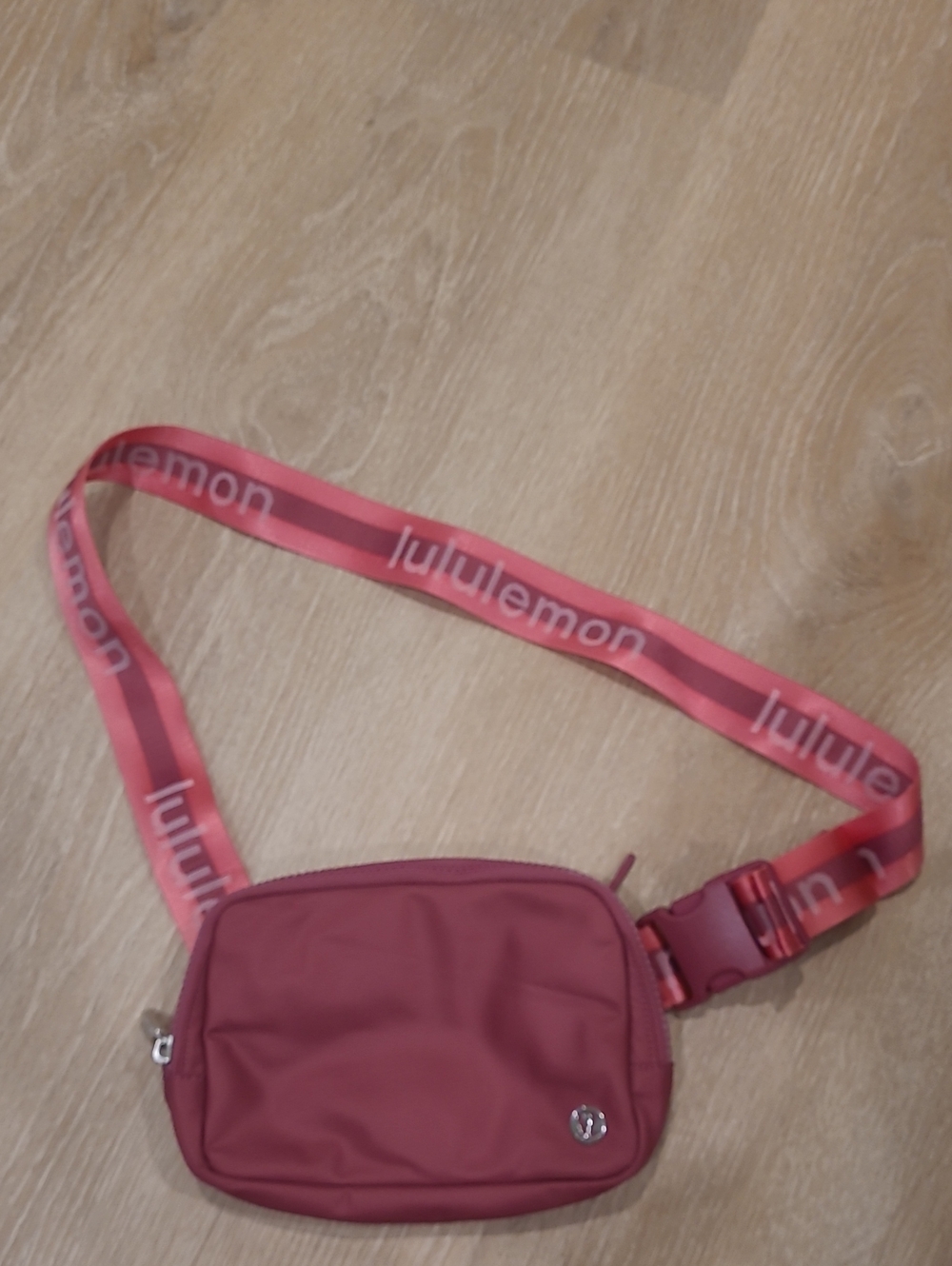 lululemon athletica Everywhere Belt Bag With Wordmark Strap NWOT